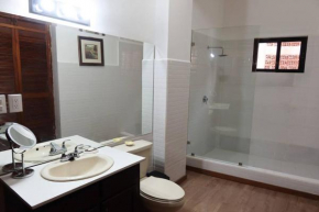 Spacious Room in prime Location